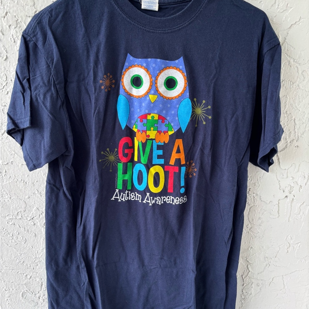 Gildan Blue Short Sleeve Tee with Owl Design